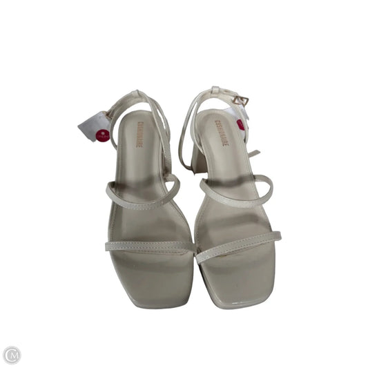 Sandals Heels Block By Cushionaire In Cream, Size: 6.5