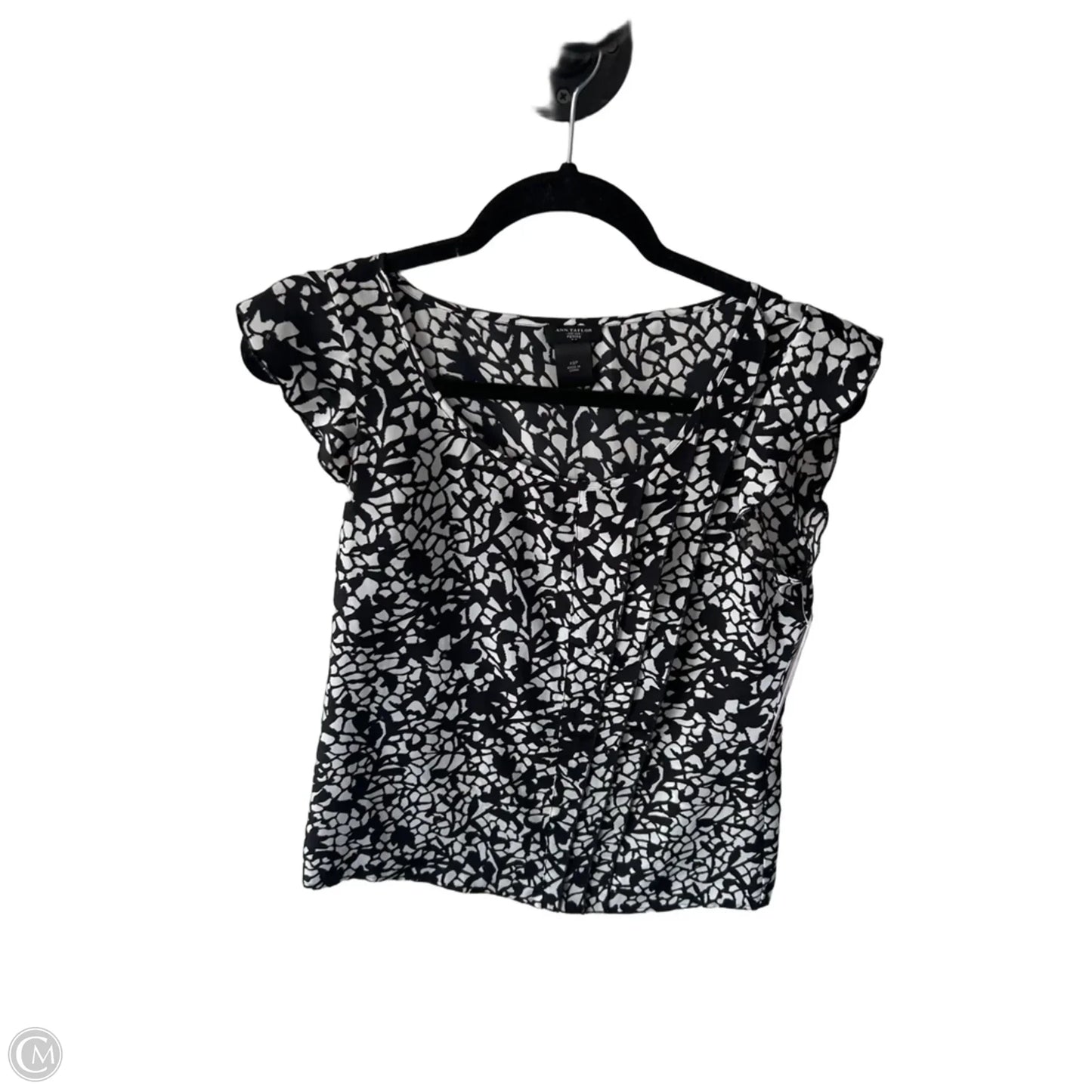 Top Sleeveless By Ann Taylor In Black & White, Size: Xsp