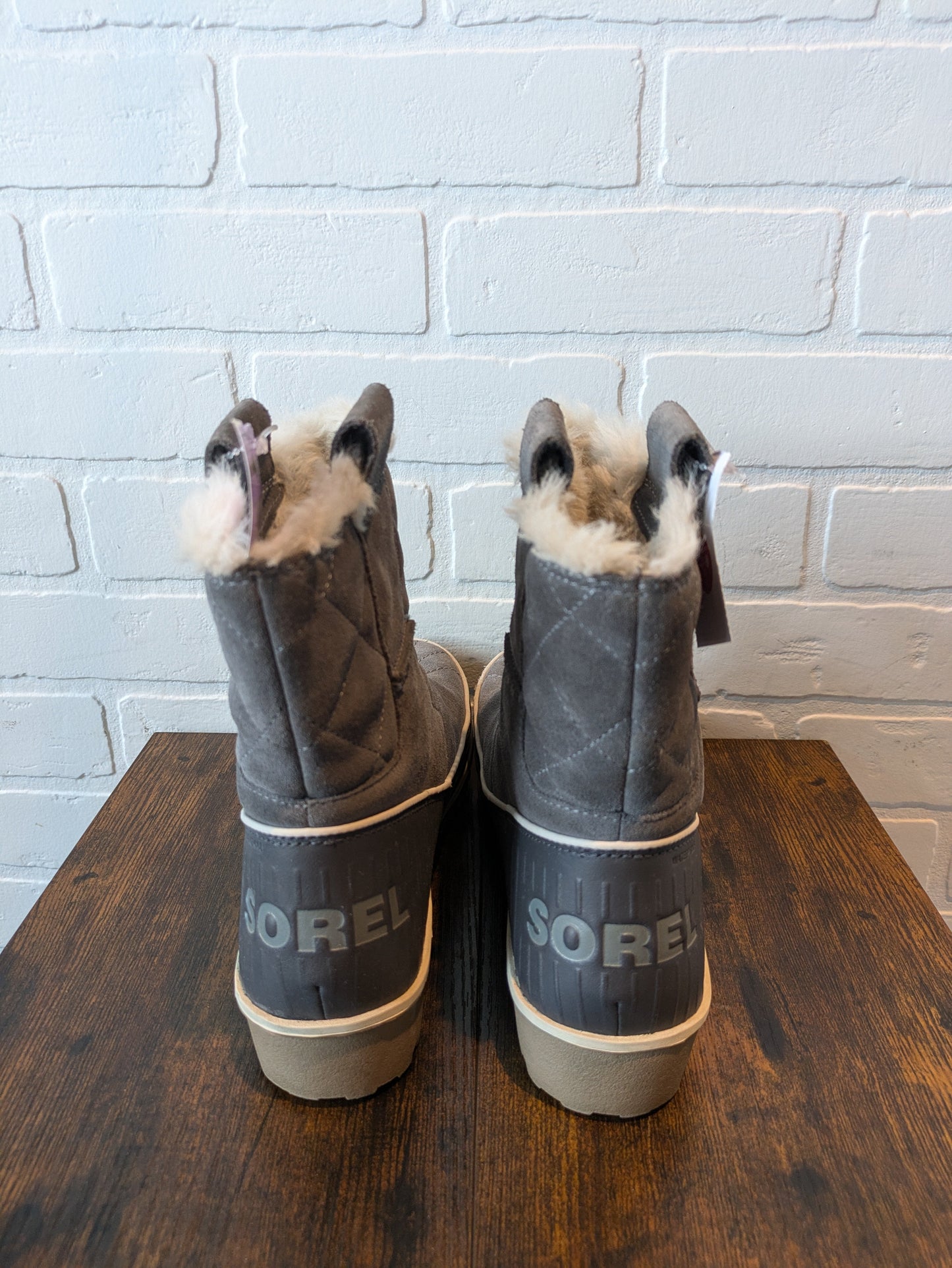 Grey Boots Snow Sorel, Size 8