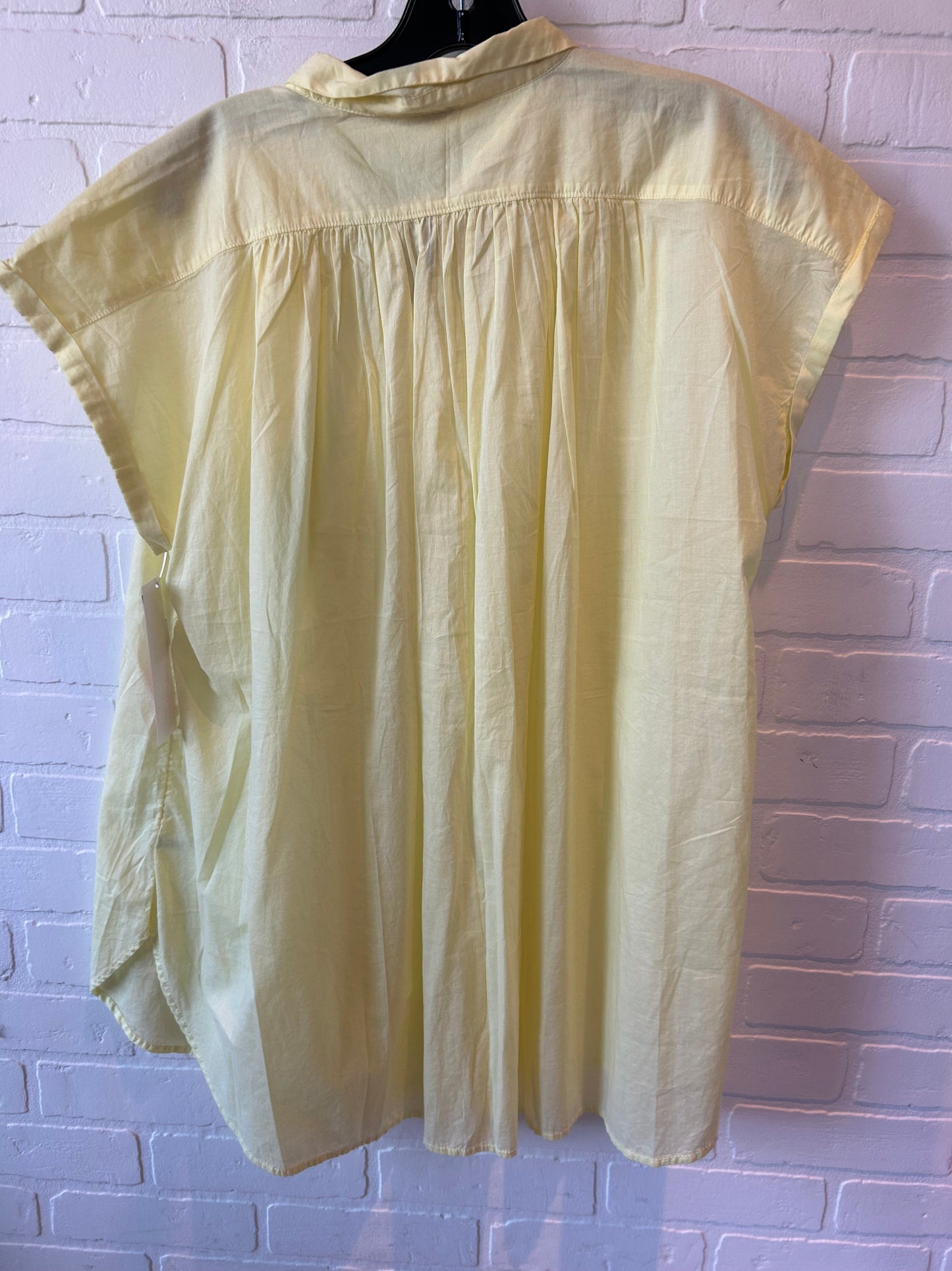 Yellow Top Short Sleeve Aerie, Size L