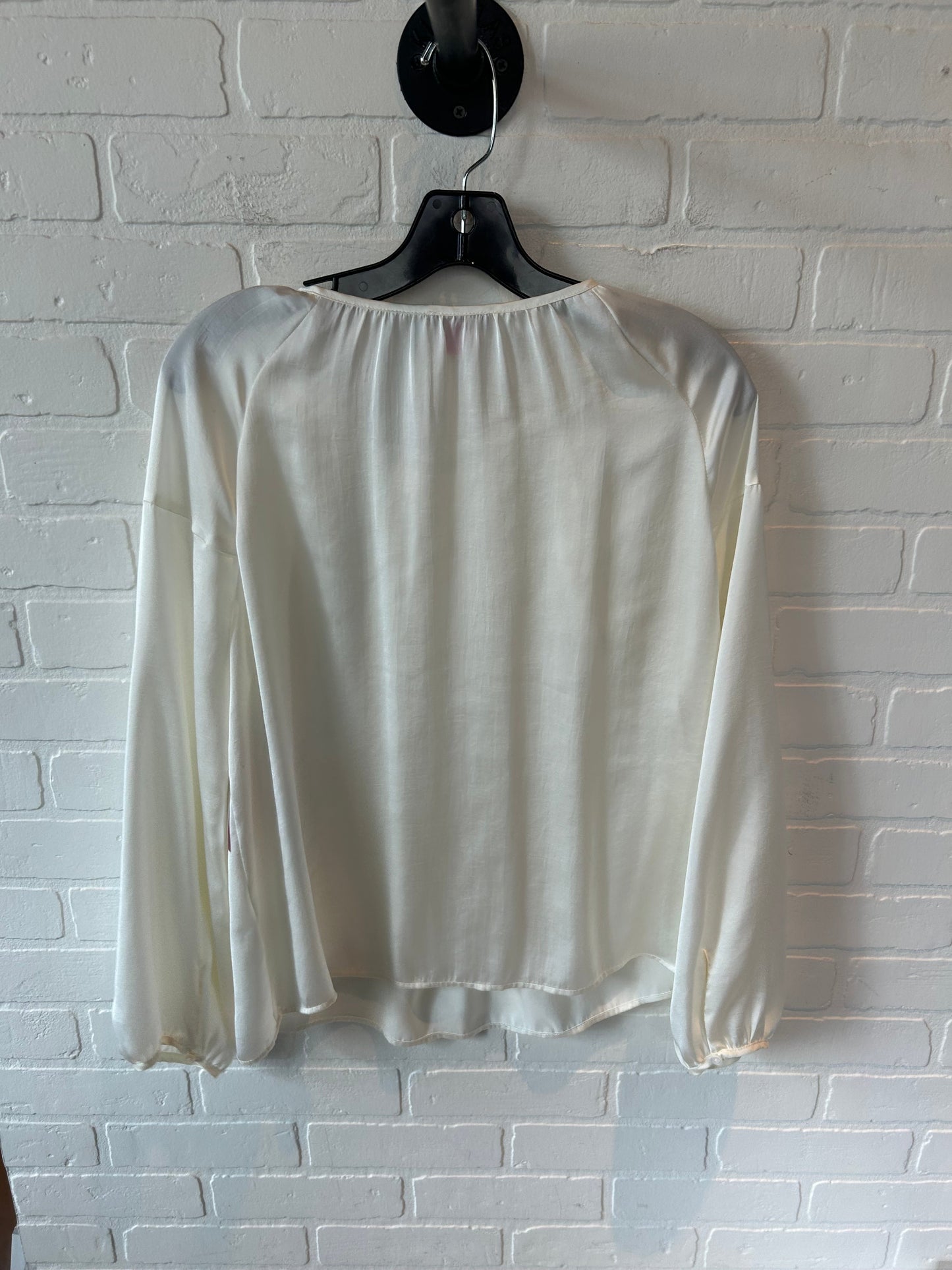 Top Long Sleeve By Vince Camuto In Cream, Size: S