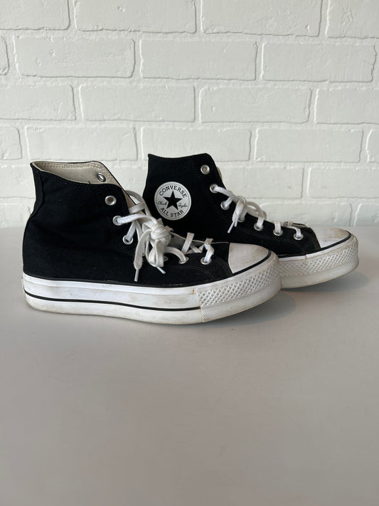 Shoes Sneakers By Converse In Black & White, Size: 9