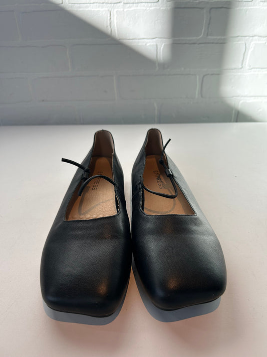 Shoes Flats By Clothes Mentor In Black, Size: 9.5