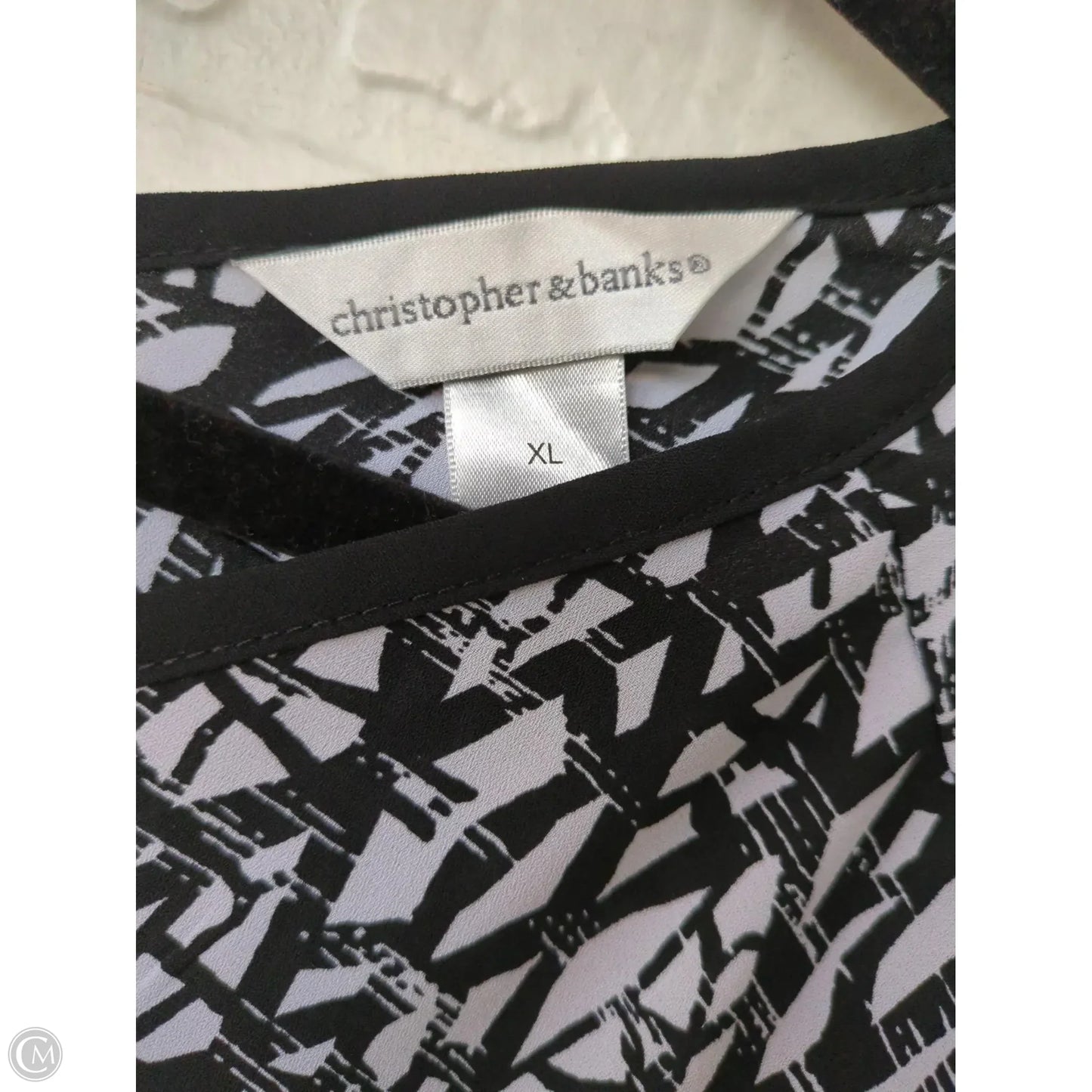 Top Short Sleeve By Christopher And Banks In Black & White, Size: Xl