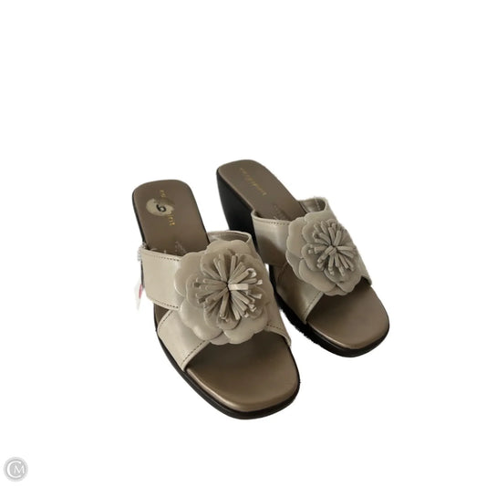 Sandals Heels Wedge By Easy Spirit In Cream, Size: 6