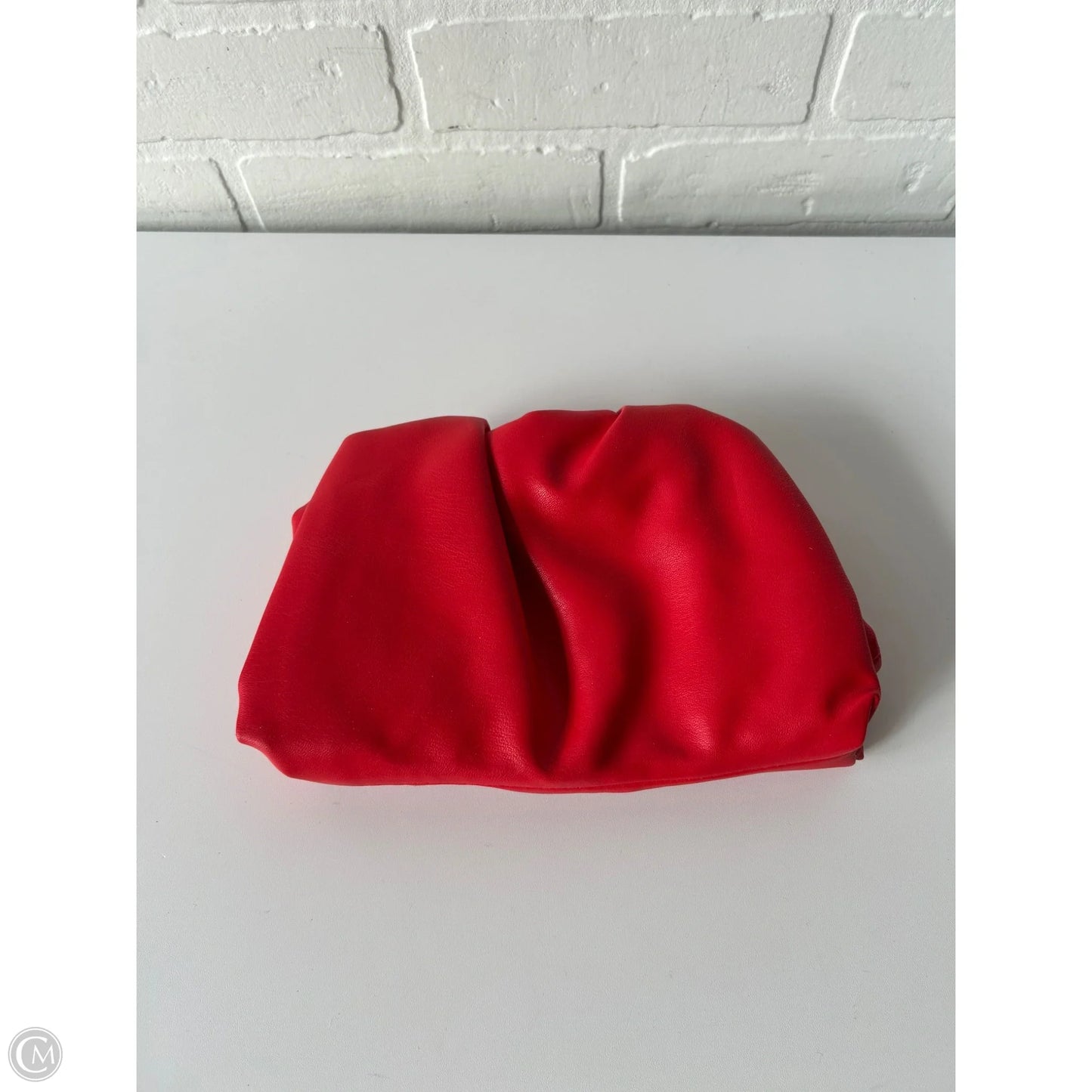 Clutch By Clothes Mentor, Size: Small