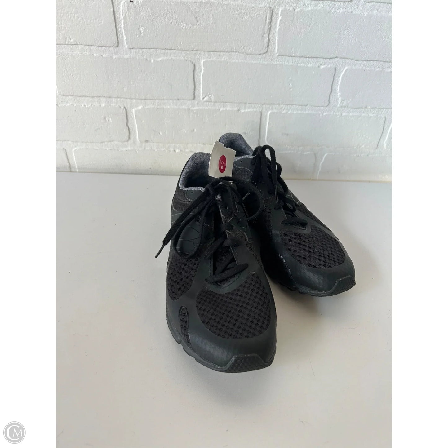 Shoes Athletic By New Balance In Black, Size: 8.5