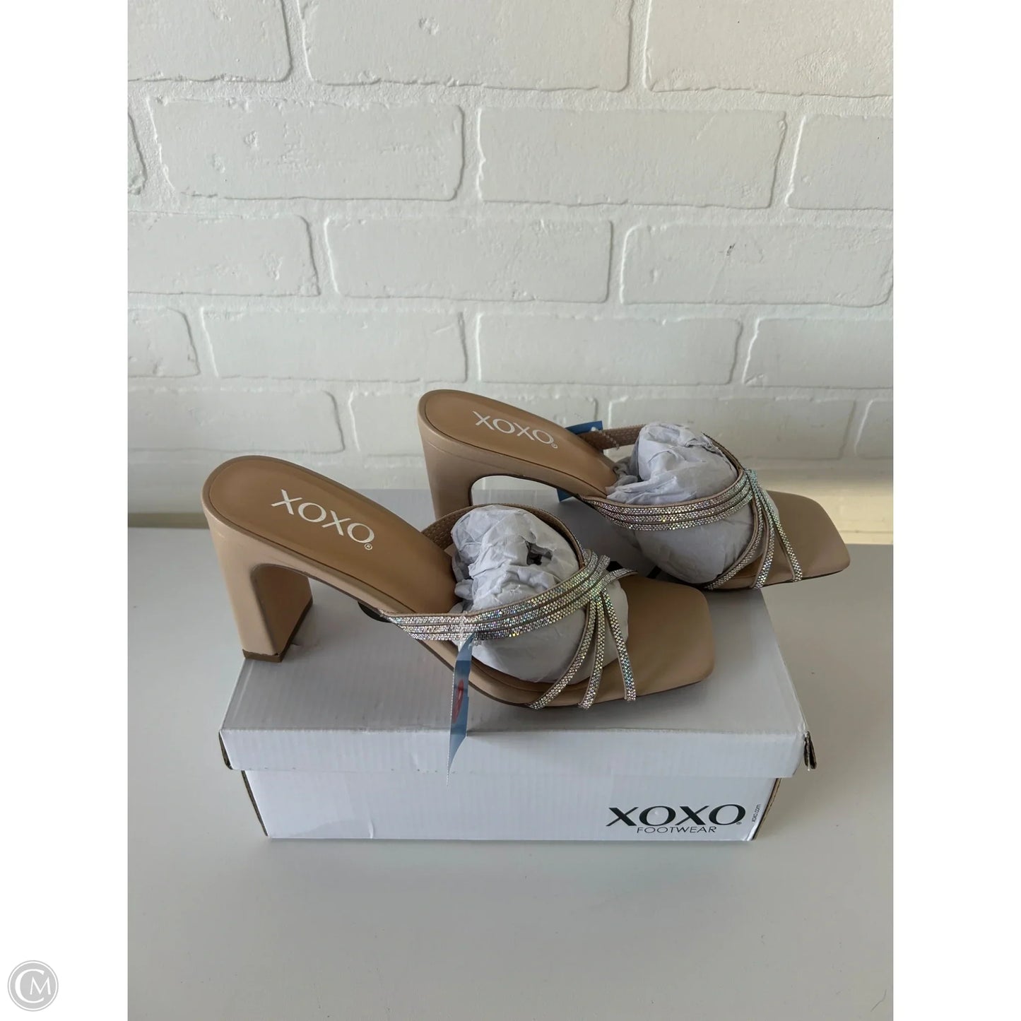 Sandals Heels Block By Xoxo In Silver & Tan, Size: 9.5