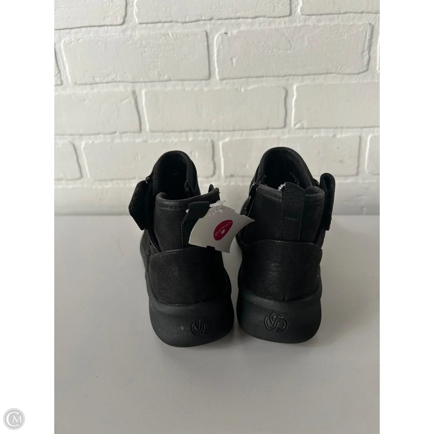 Boots Ankle Flats By Clarks In Black, Size: 5