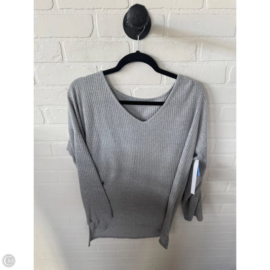 Top Long Sleeve By Cme In Grey, Size: Xl
