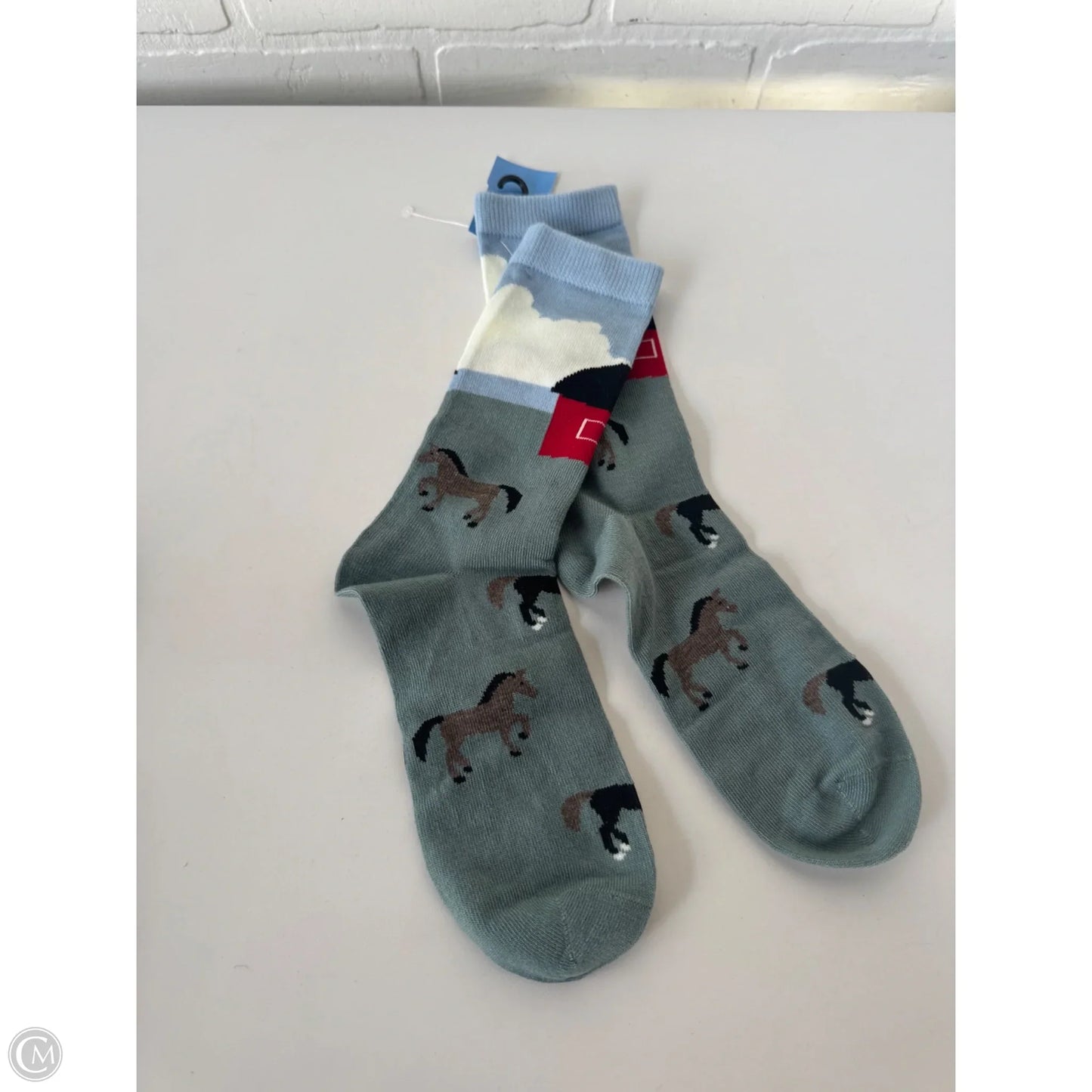 Socks By Clothes Mentor In Green & Red, Size: 0