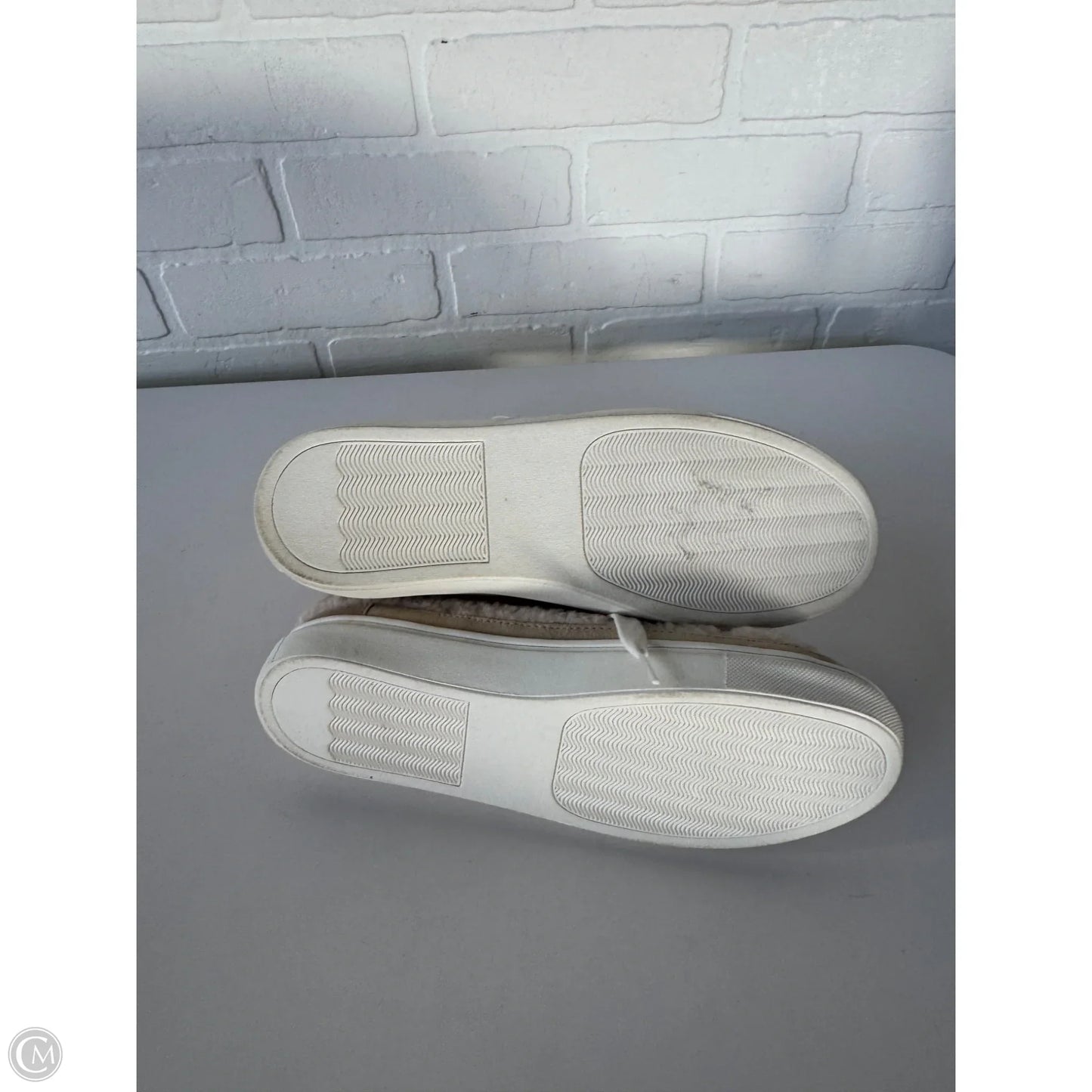 Shoes Sneakers By Aqua In Cream, Size: 6.5