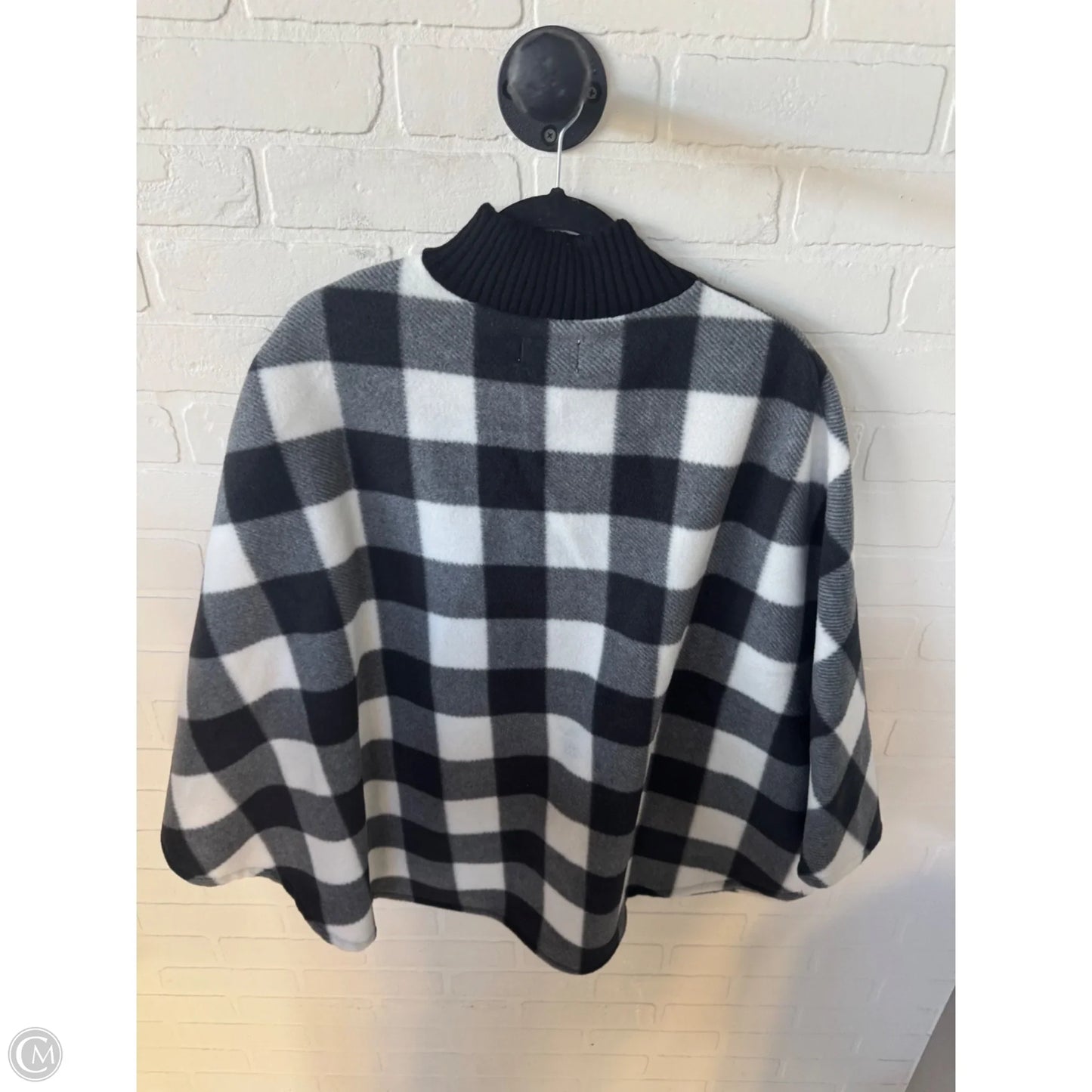 Poncho By Cme In Black & White, Size: Osfm