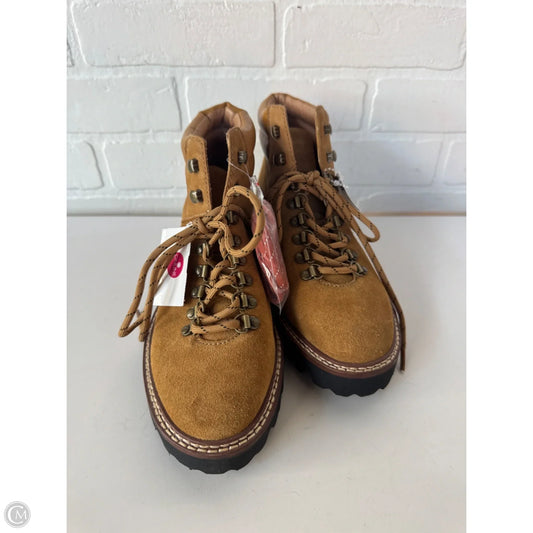 Boots Ankle Flats By Madewell In Tan, Size: 7
