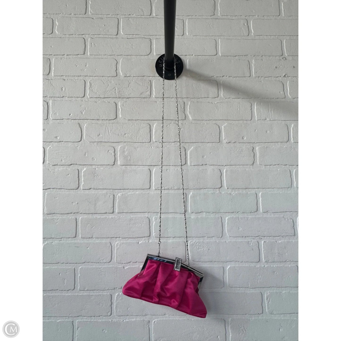 Clutch By Clothes Mentor, Size: Small