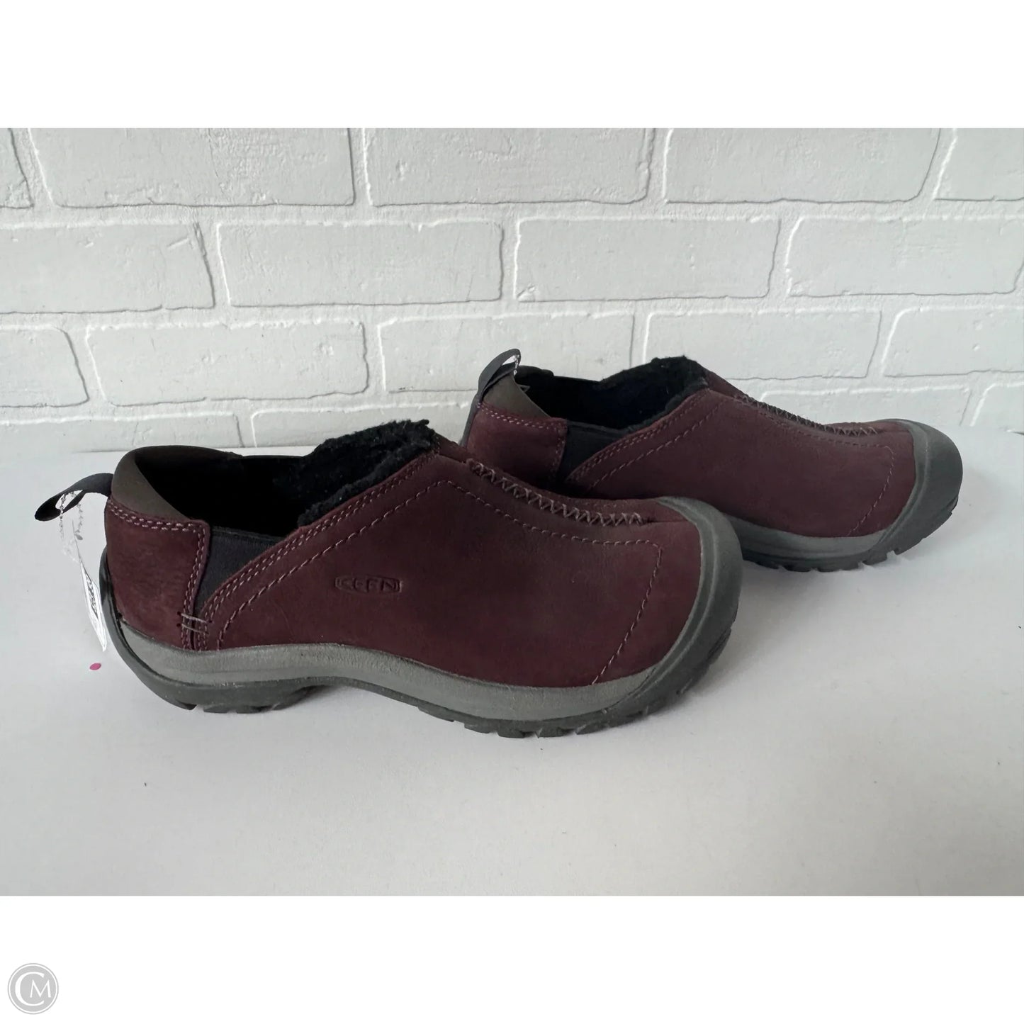 Shoes Flats By Keen In Red, Size: 9.5