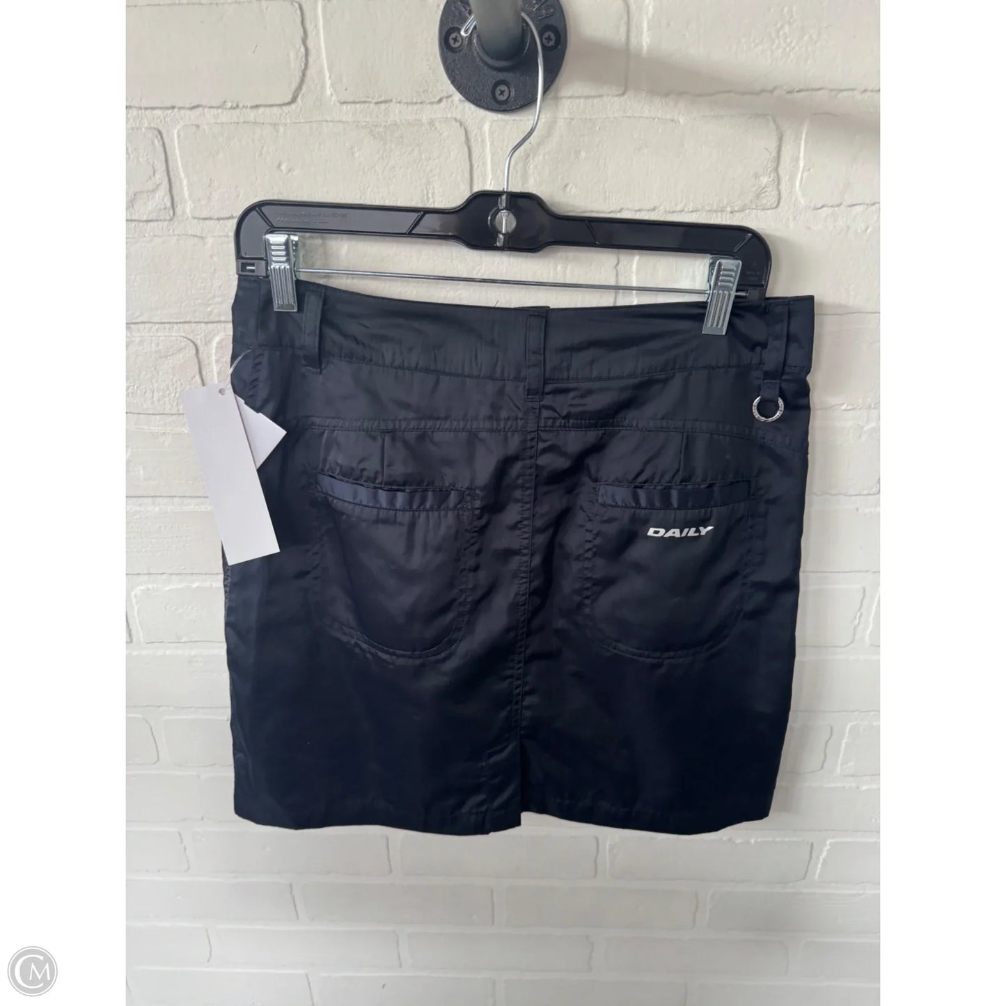 Athletic Skort By Clothes Mentor In Black, Size: 4