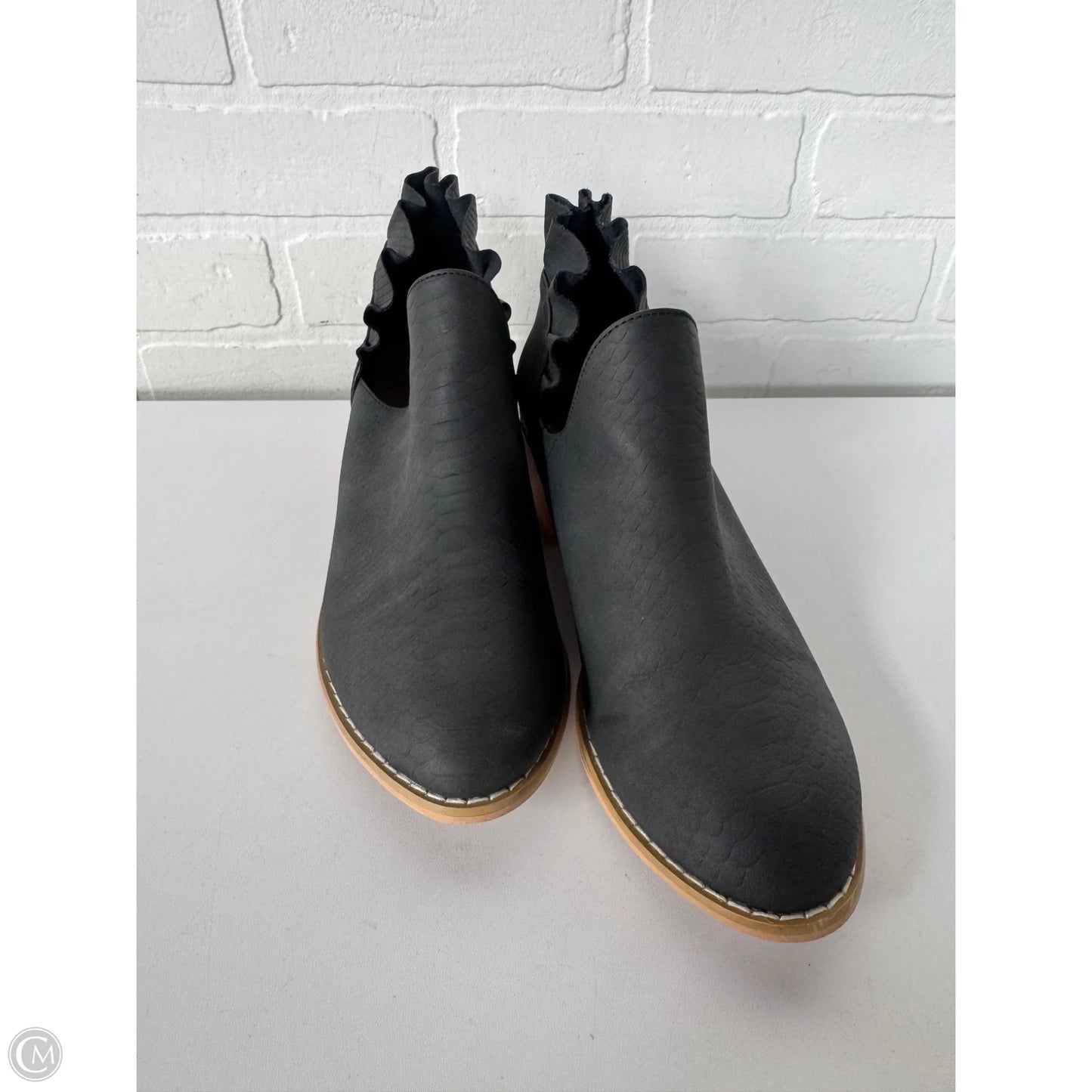 Boots Ankle Flats By Cme In Black, Size: 7.5