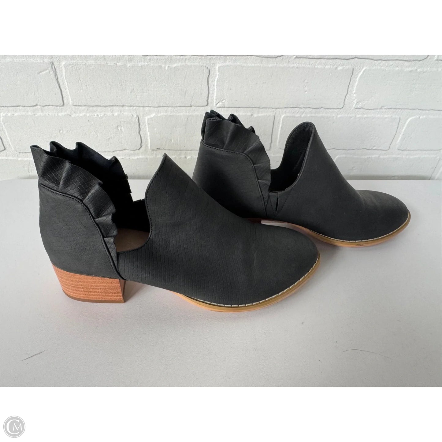 Boots Ankle Flats By Cme In Black, Size: 7.5