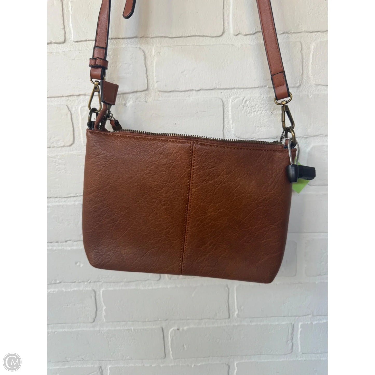 Crossbody By Clothes Mentor, Size: Medium