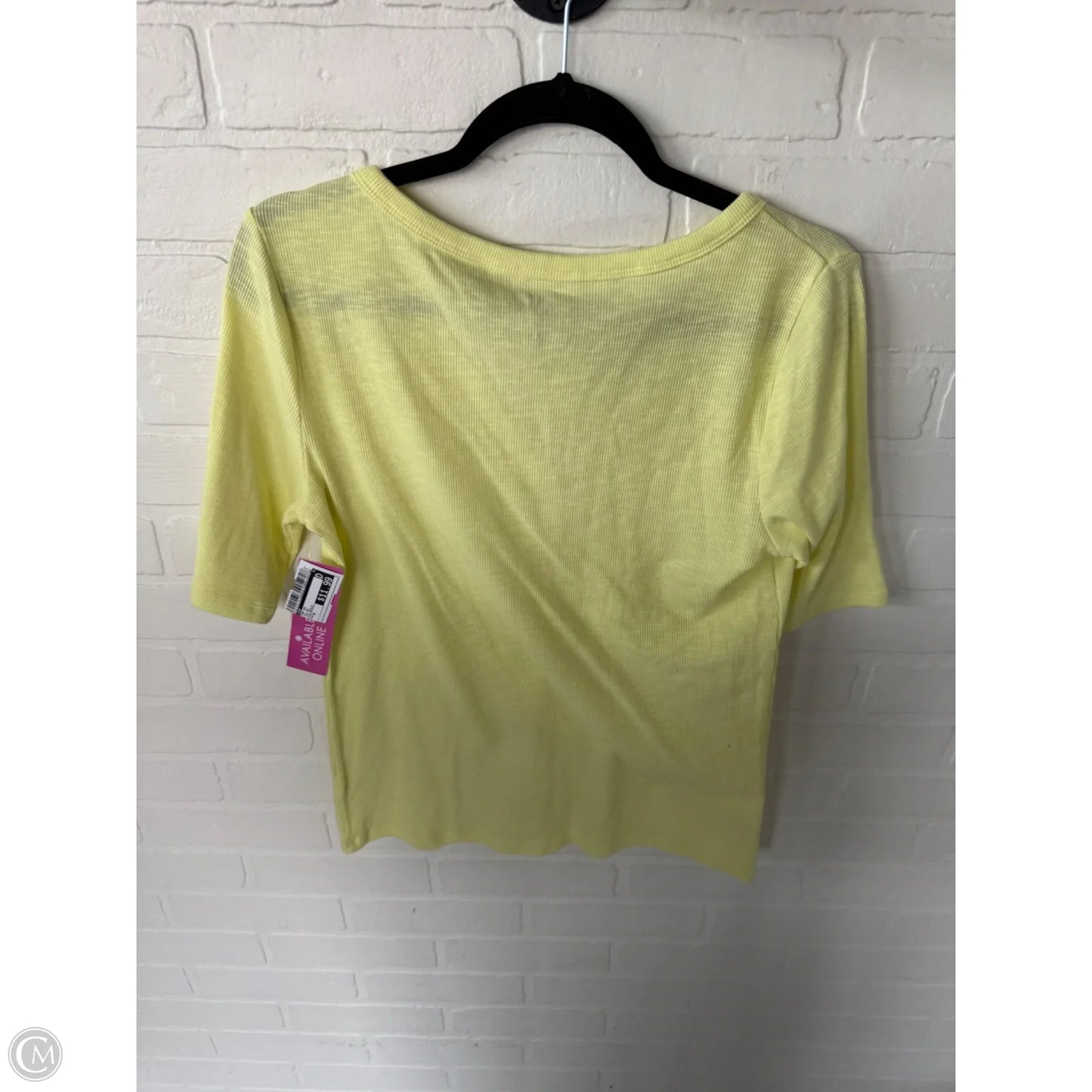 Top Short Sleeve By Gap In Yellow, Size: M