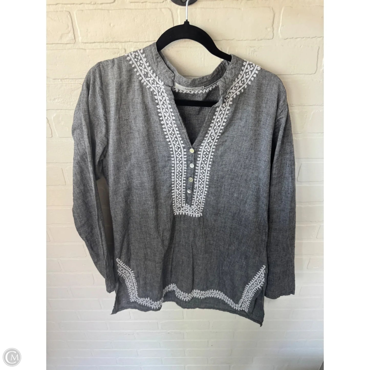 Tunic Long Sleeve By Subtle Luxery In Grey & White, Size: M
