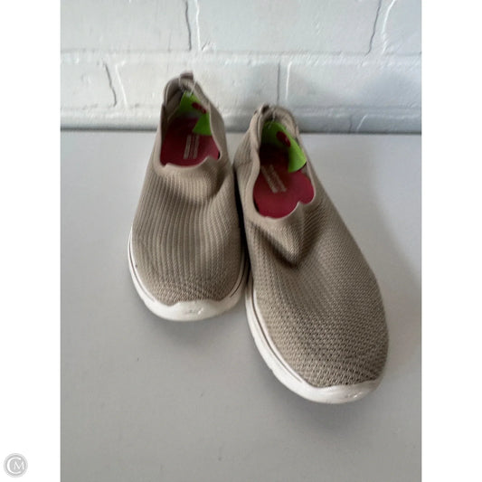Shoes Sneakers By Skechers In Tan & White, Size: 5.5