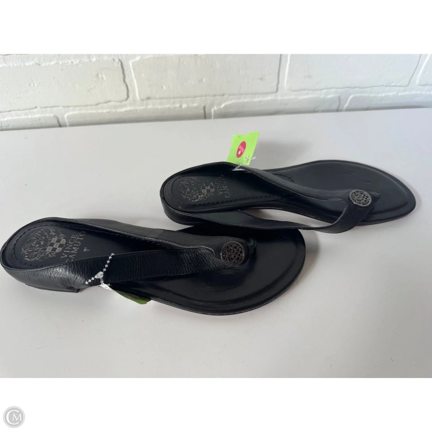 Sandals Flip Flops By Vince Camuto In Black, Size: 8