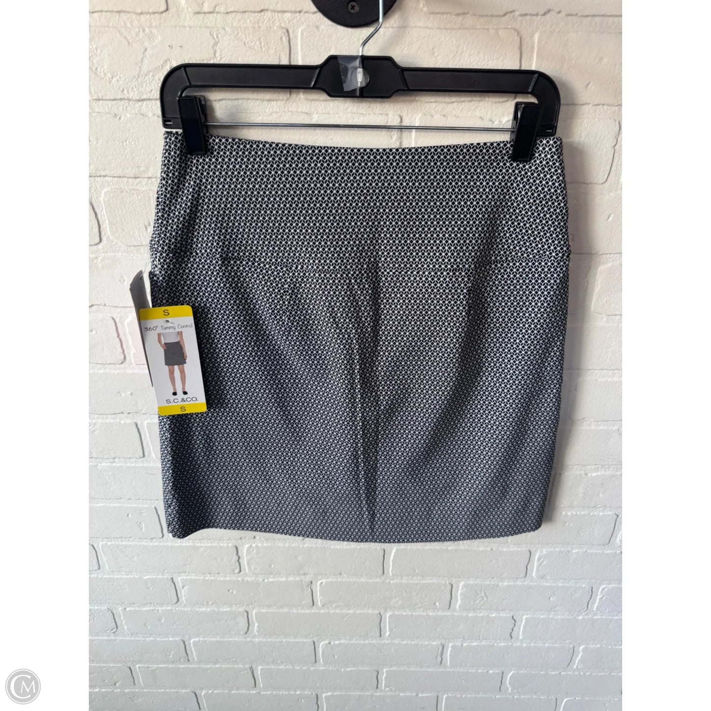 Skort By Sc & Co In Black & White, Size: 4