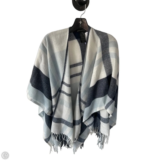 Shawl By Banana Republic In Blue & White, Size: Osfm