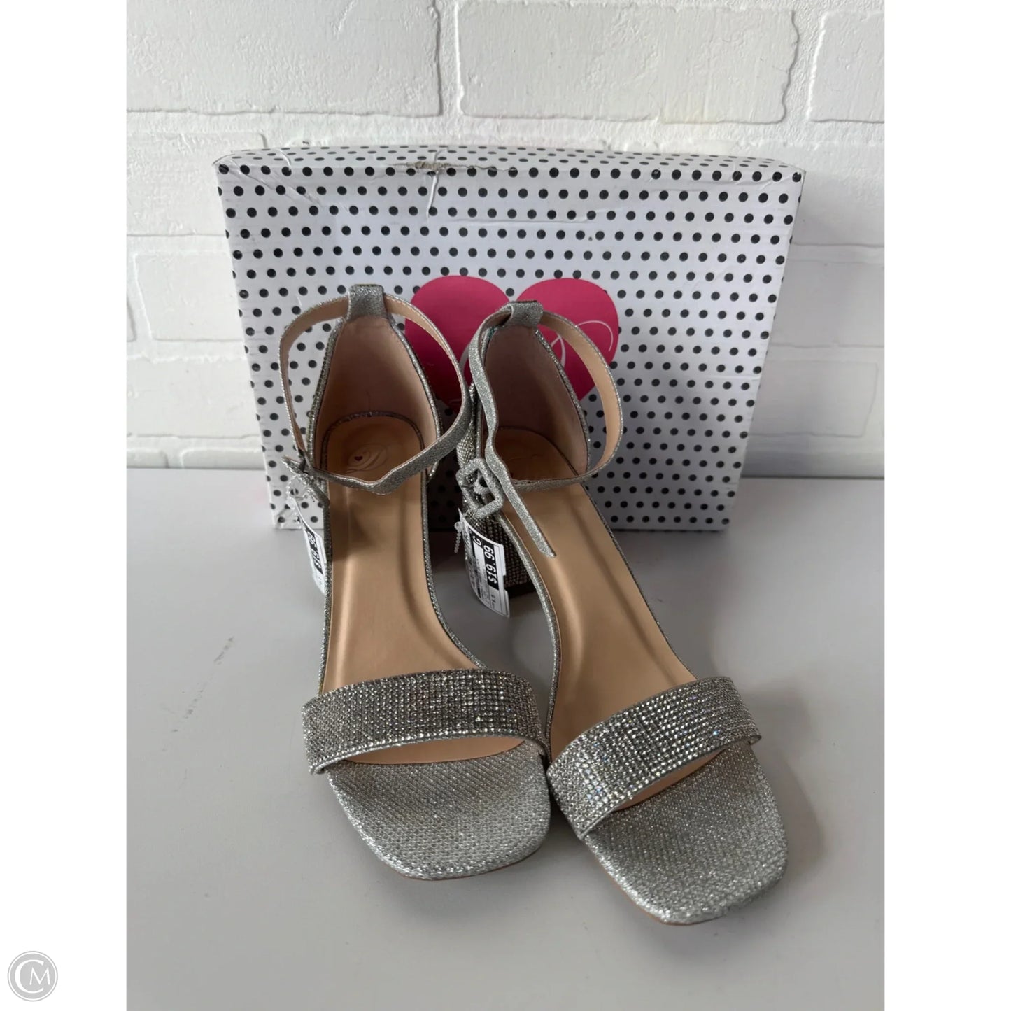 Sandals Heels Block By Clothes Mentor In Silver, Size: 8.5