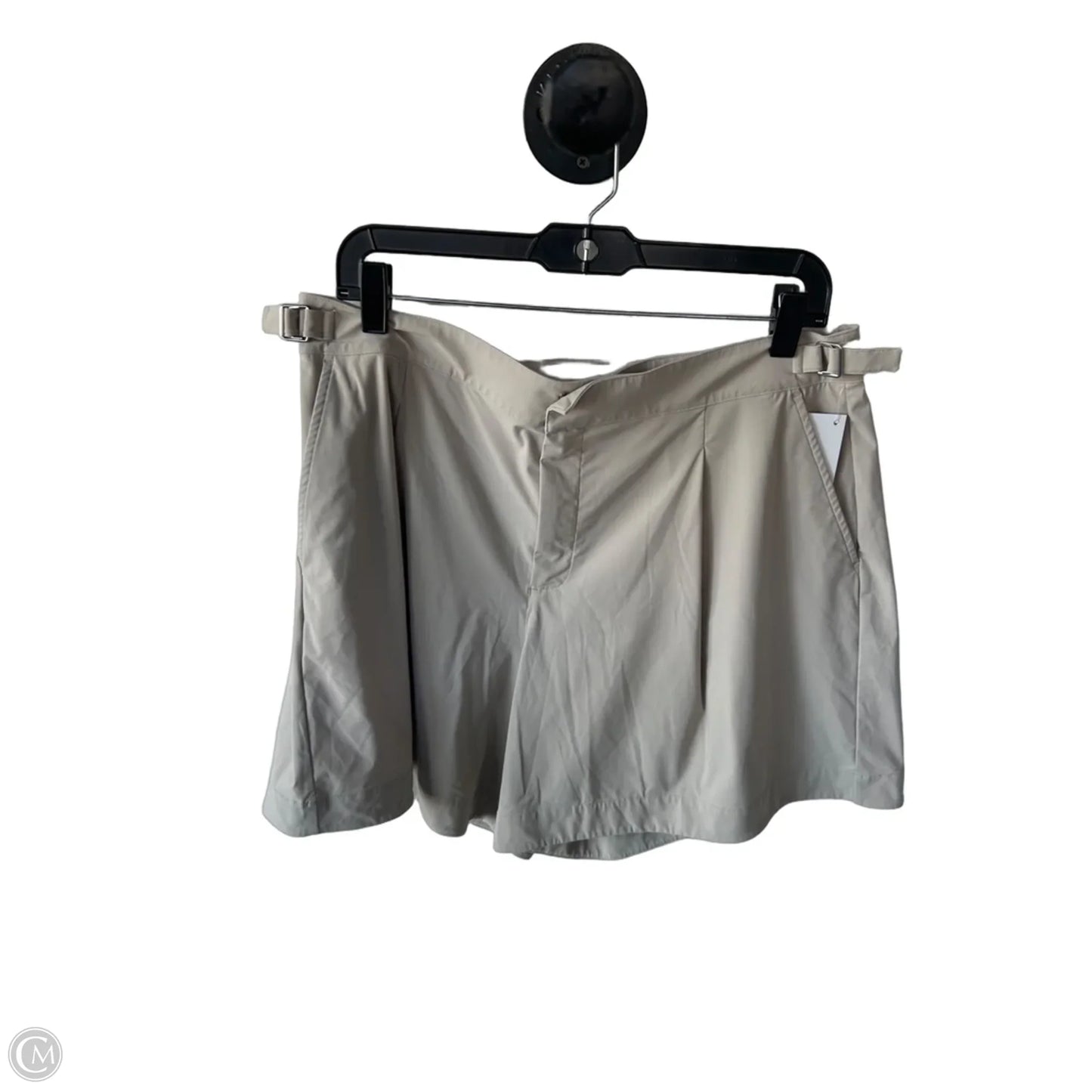 Shorts By Clothes Mentor In Tan, Size: L