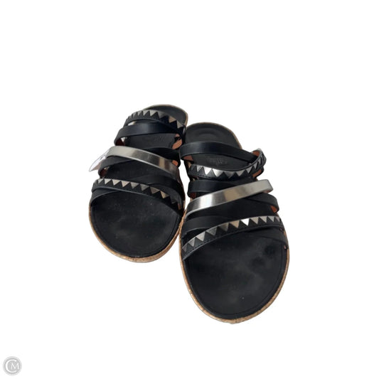Sandals Heels Wedge By Fitflop In Black & Silver, Size: 5