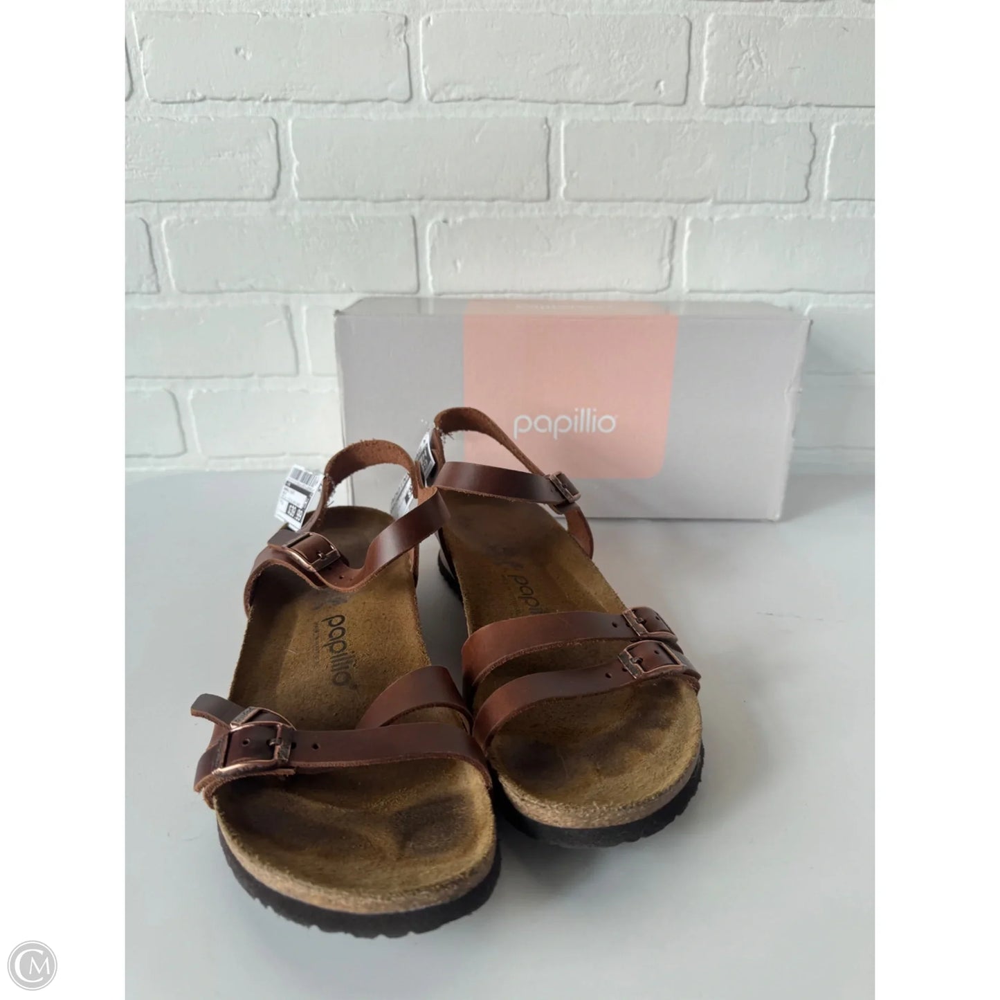 Sandals Flats By Cmb In Brown, Size: 9