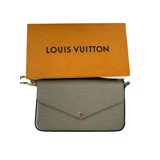 Crossbody Luxury Designer By Louis Vuitton, Size: Small