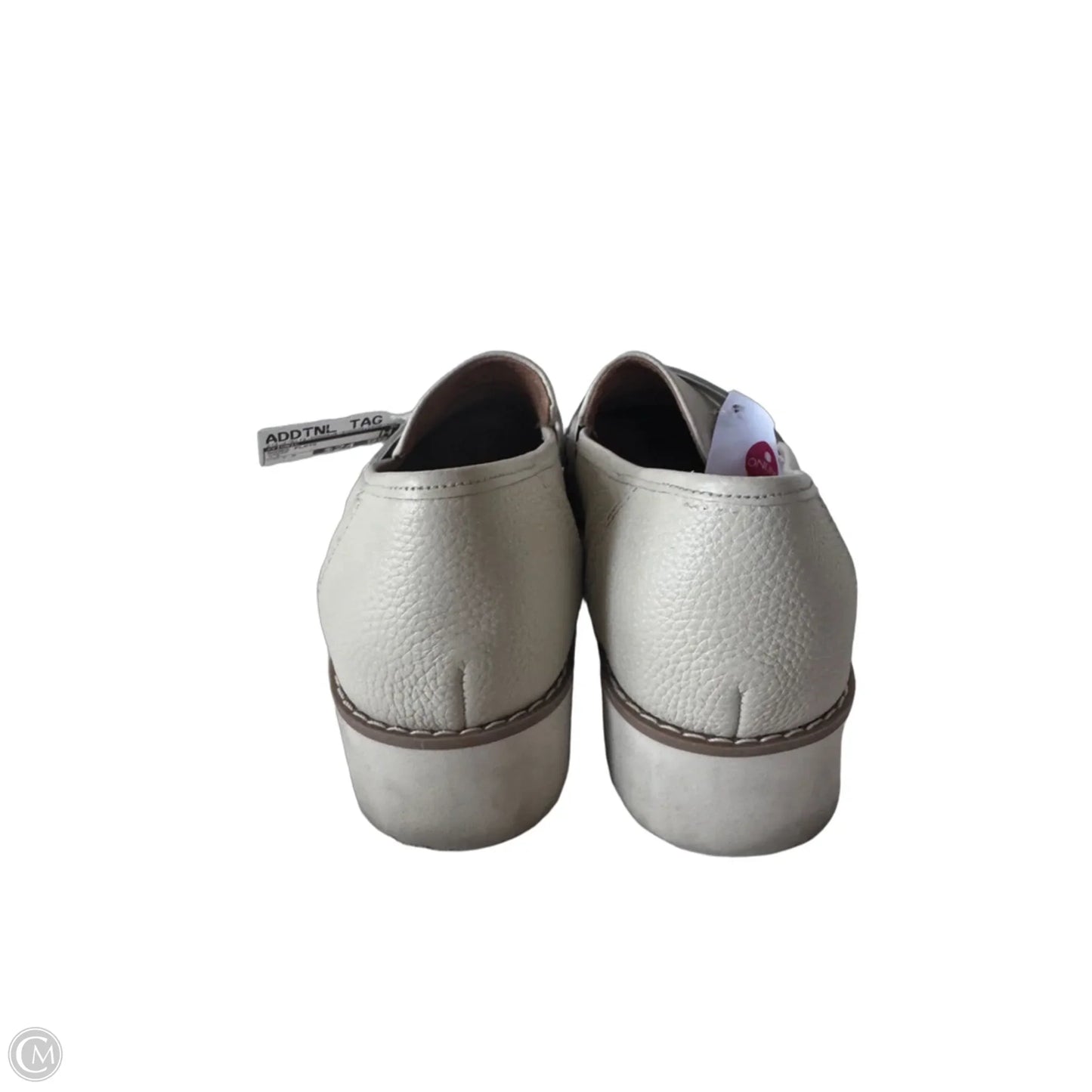 Shoes Flats By Vionic In Cream, Size: 7.5