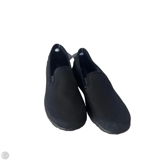 Shoes Sneakers By Skechers In Black, Size: 6.5