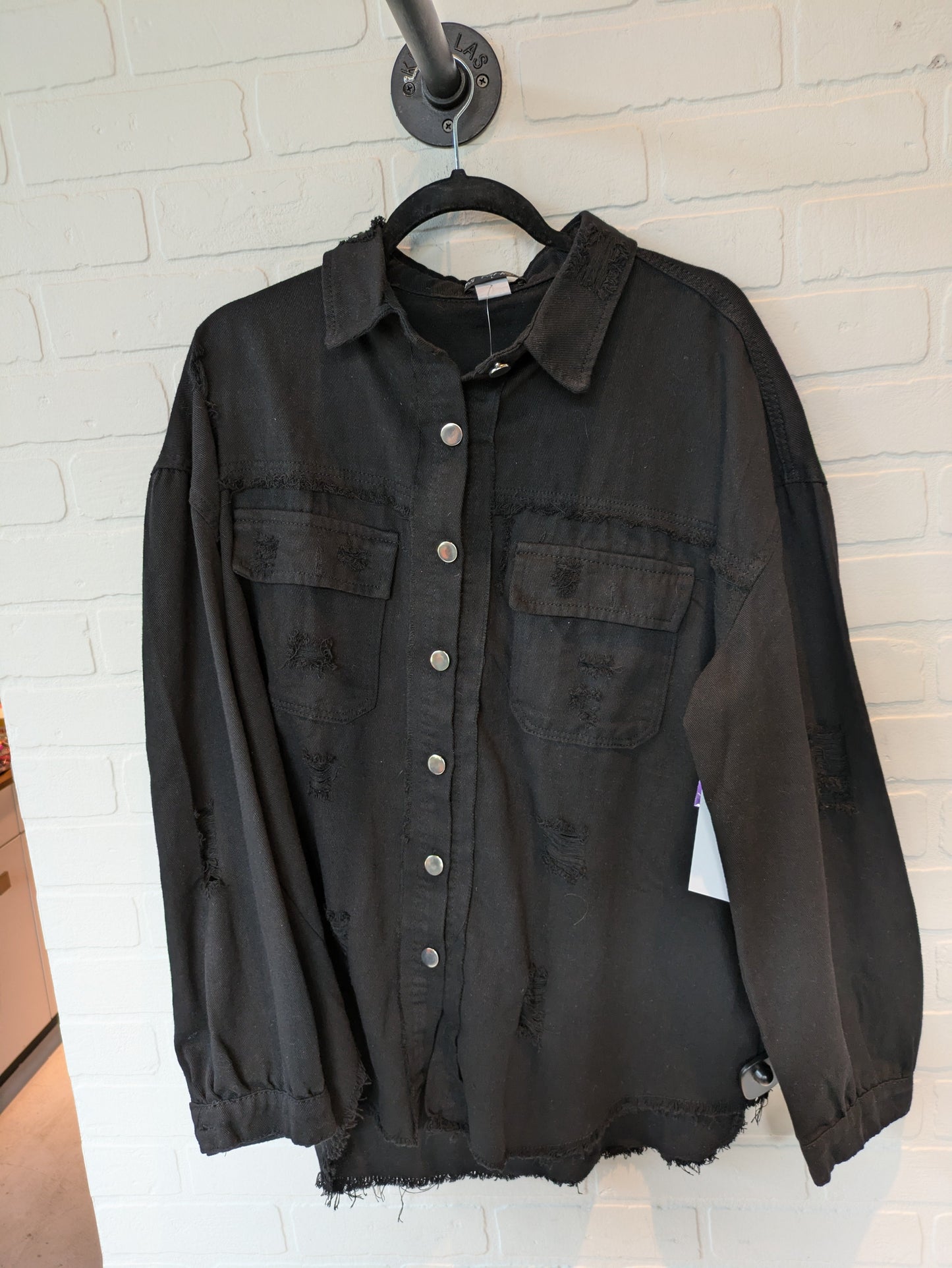 Black Denim Jacket Denim Clothes Mentor, Size Large