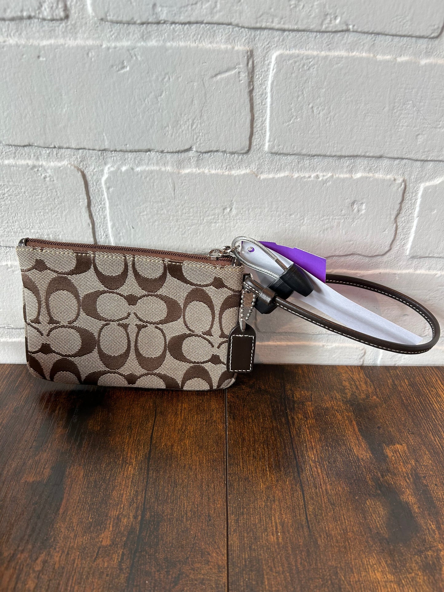 Wristlet Designer Coach, Size Small