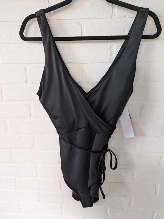Black Swimsuit Clothes Mentor, Size L