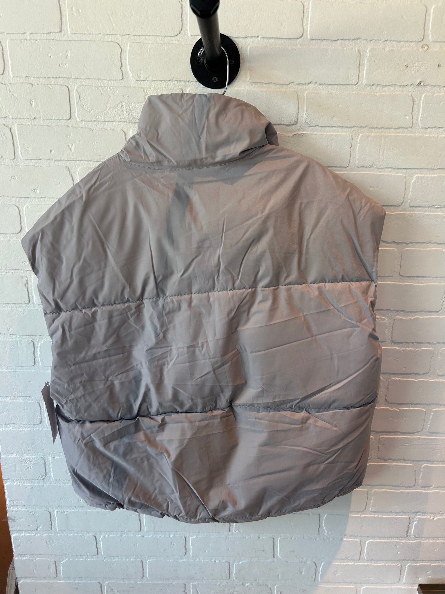 Vest Puffer & Quilted By Cme In Grey, Size: Xl