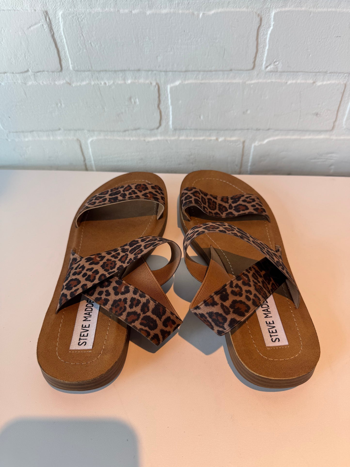 SANDALS FLATS STEVE MADDEN in ANIMAL PRINT, Size: 5.5