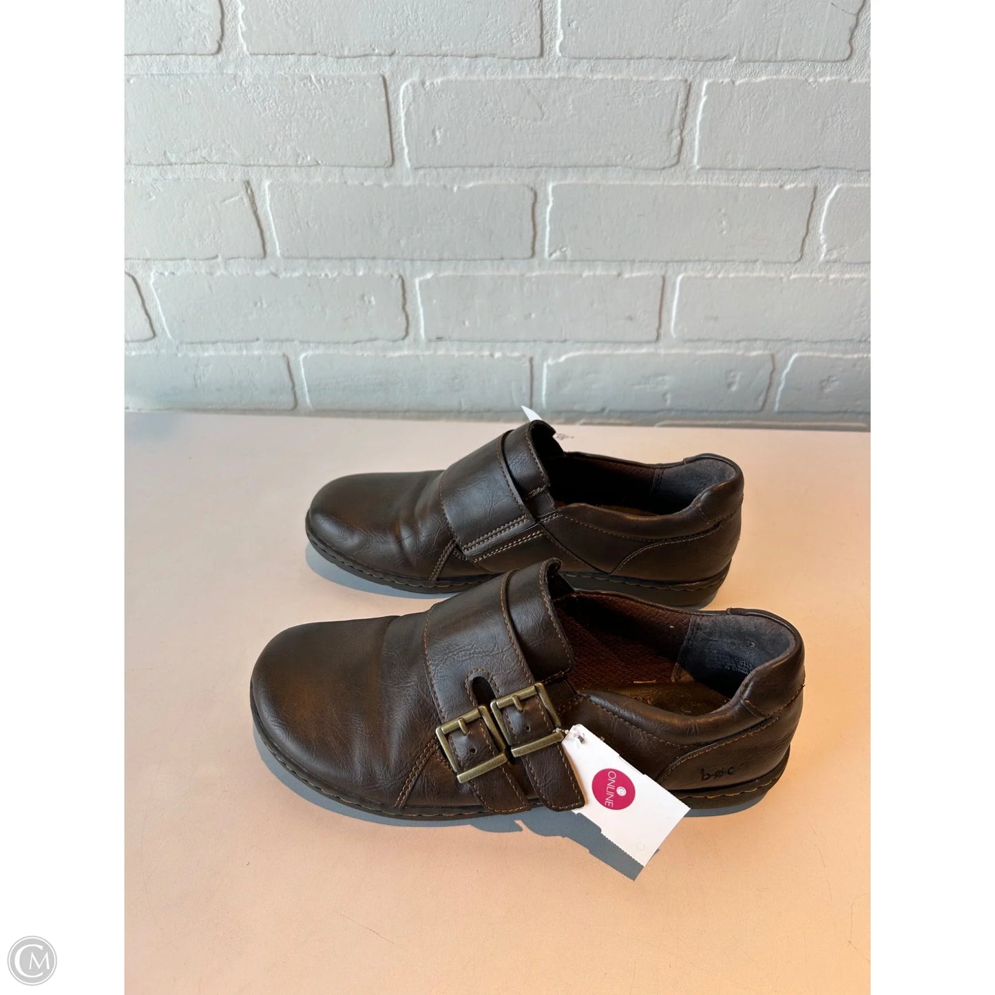 Shoes Flats By Boc In Brown, Size: 8