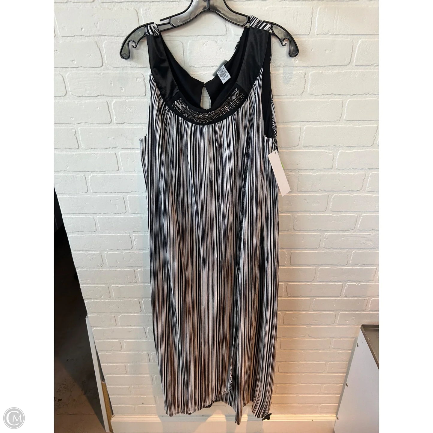 Dress Party Long By Catherines In Black & White, Size: 4x