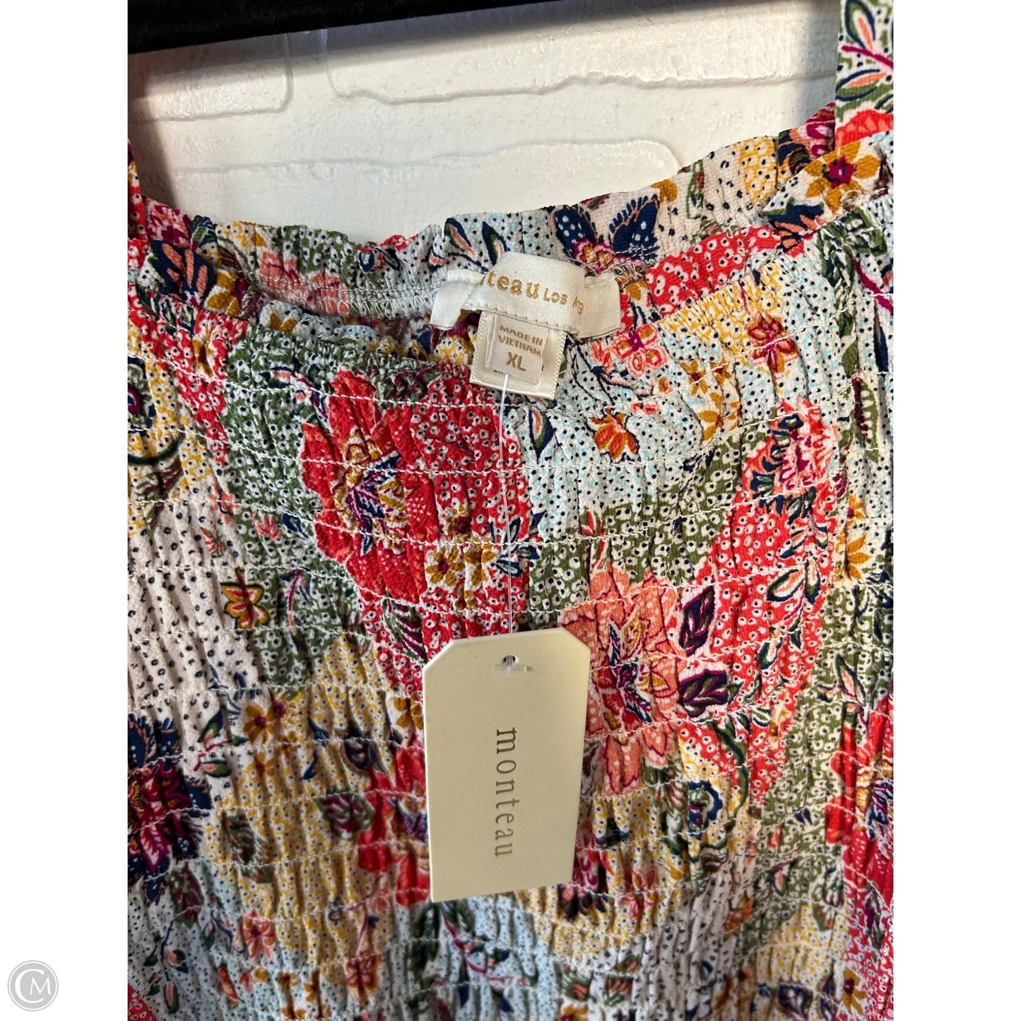 Top Short Sleeve By Monteau In Red & Yellow, Size: Xl