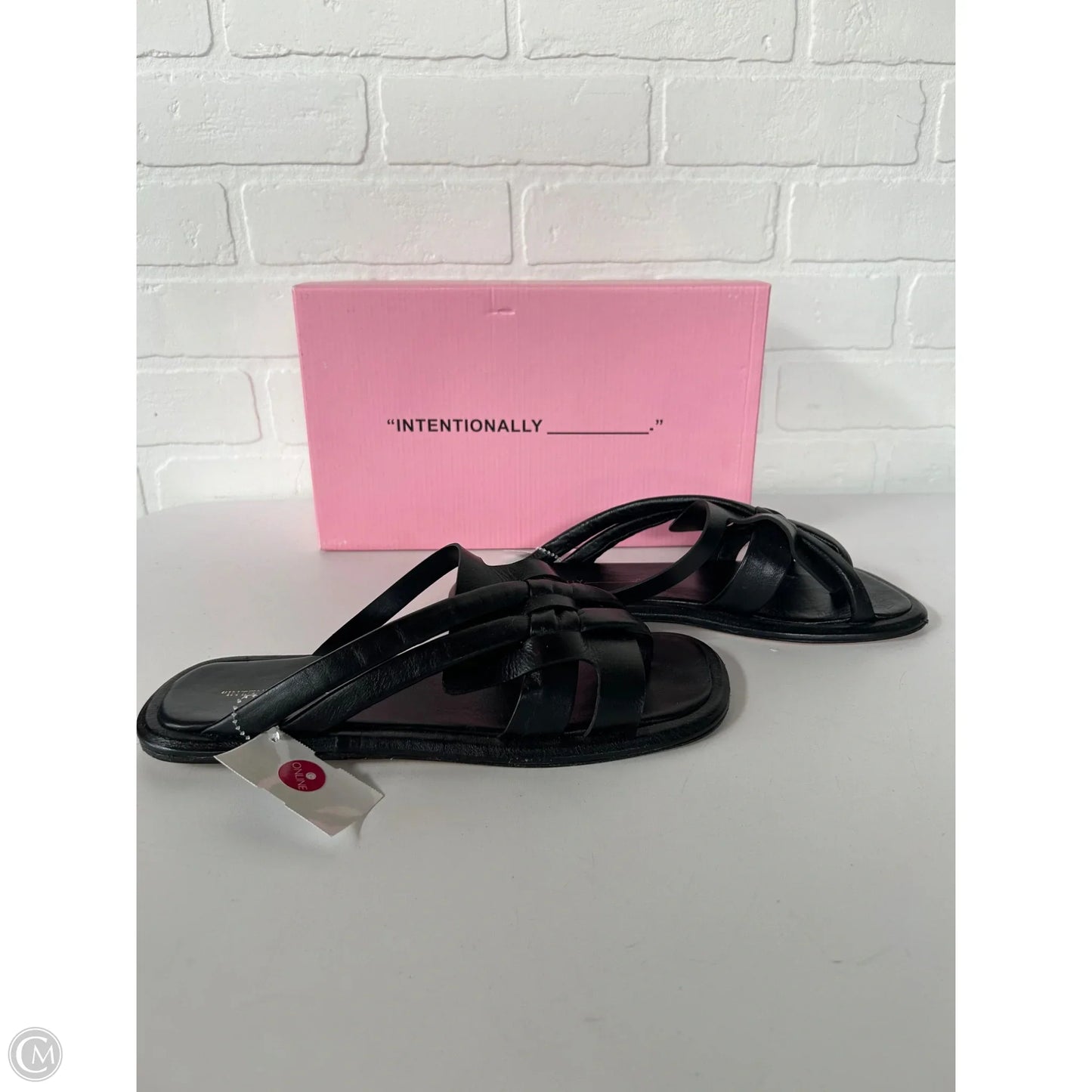 Sandals Flats By Cmb In Black, Size: 9.5