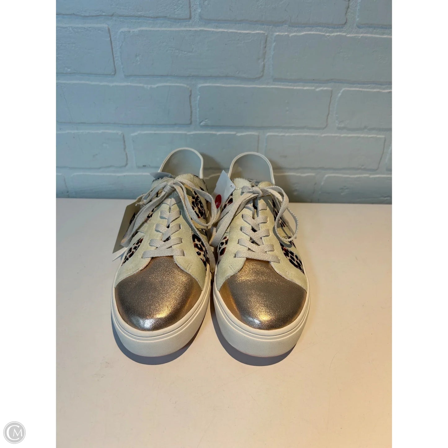 Shoes Sneakers By Sanctuary In Pink & White, Size: 10