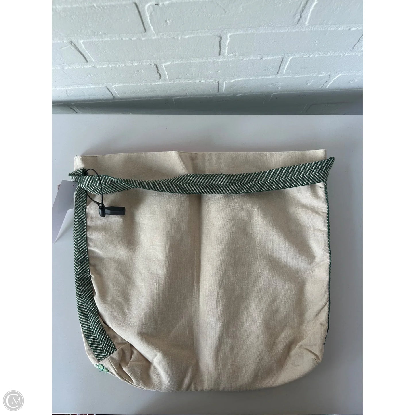 Tote By Clothes Mentor, Size: Large