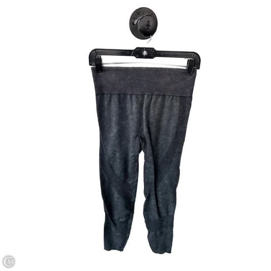 Athletic Leggings By Pink In Grey, Size: 8