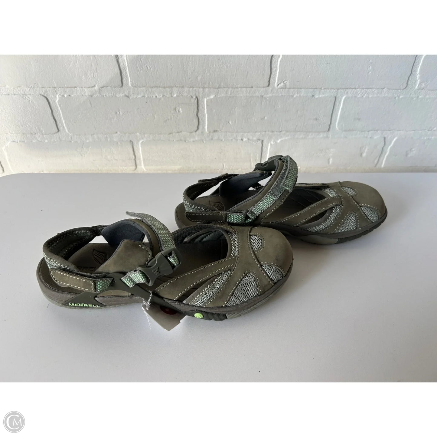 Shoes Flats By Merrell In Green, Size: 7